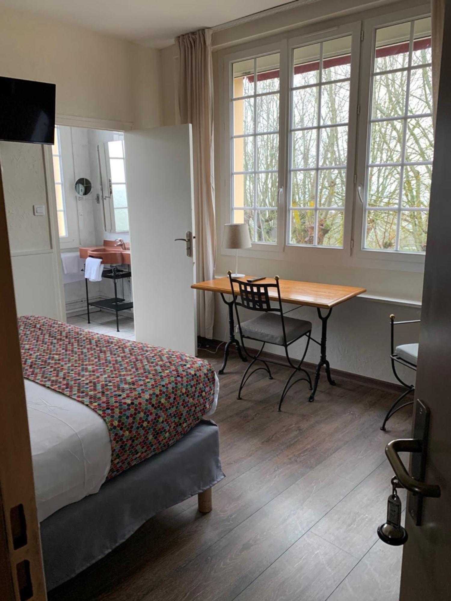 Hôtel La Bonbonnière - Dijon Talant Esterno foto